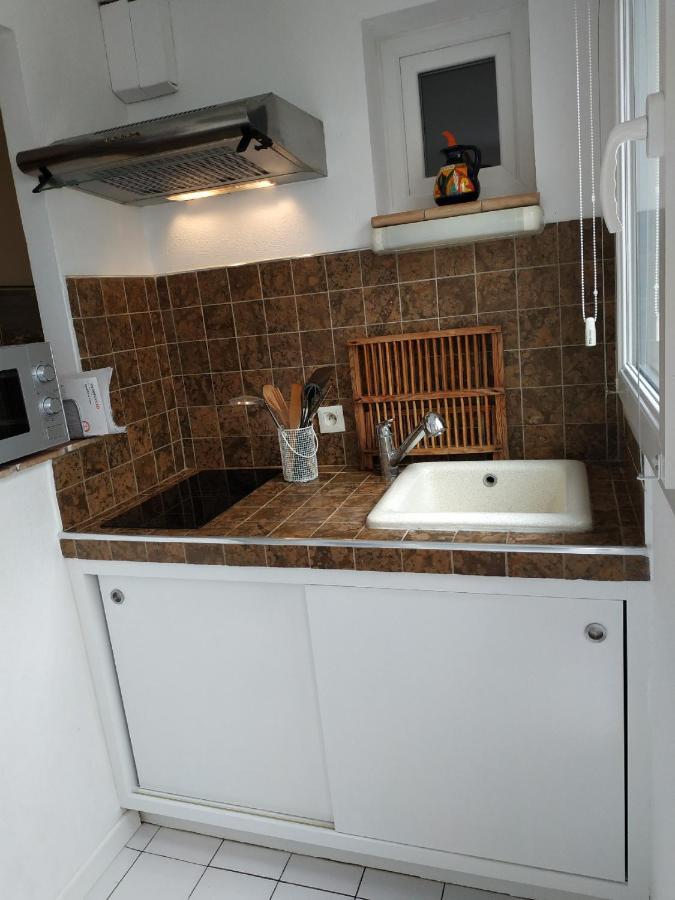 Studio Tout A Pieds Sanary-sur-Mer Esterno foto